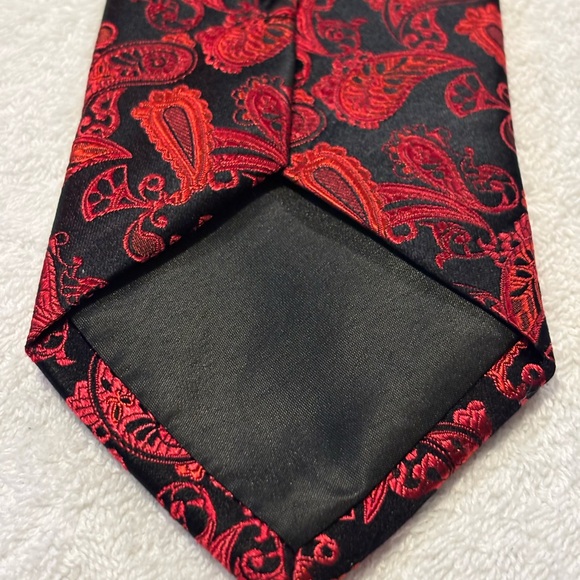 Brand New Stylish Tie By PAUL MALONE / Palm Beach - Picture 3 of 4